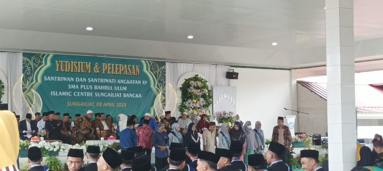 Yayasan Bahrul Ulum Sungailiat Mewisuda 69 Santri/Wati Tahun Akhir 2022/2023